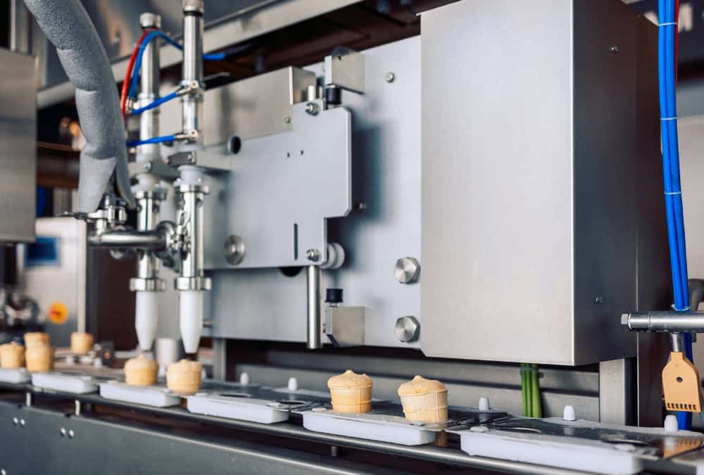 Weighing and dosing machine